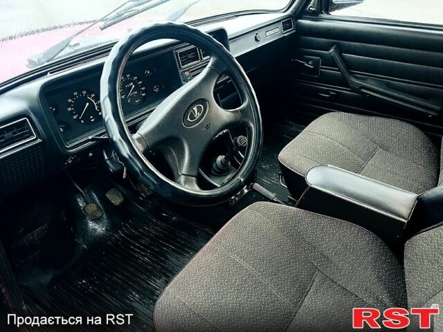 Червоний ВАЗ 2107, об'ємом двигуна 1.6 л та пробігом 123 тис. км за 1700 $, фото 6 на Automoto.ua