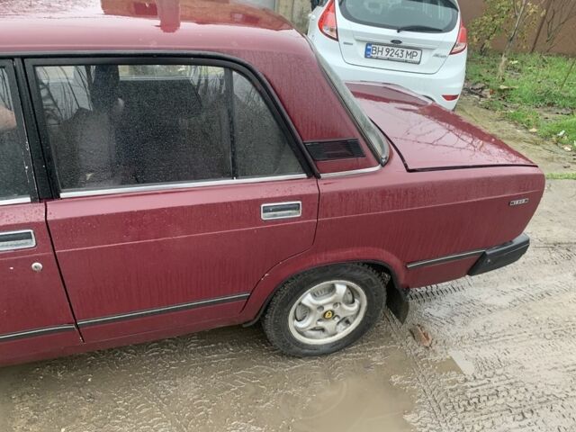 Красный ВАЗ 2107, объемом двигателя 1.6 л и пробегом 50 тыс. км за 650 $, фото 4 на Automoto.ua