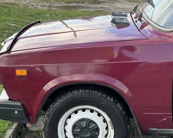 Красный ВАЗ 2107, объемом двигателя 1.45 л и пробегом 1 тыс. км за 999 $, фото 2 на Automoto.ua