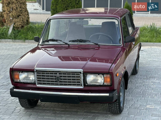 Красный ВАЗ 2107, объемом двигателя 1.5 л и пробегом 77 тыс. км за 2600 $, фото 4 на Automoto.ua
