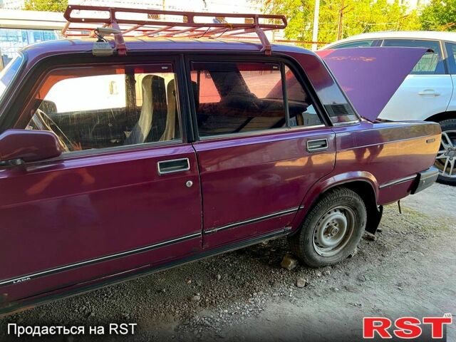 ВАЗ 2107 2004 в Днепре (Днепропетровске) на Automoto.ua Красный ВАЗ 2107, объемом двигателя 1.5 л и пробегом 174 тыс. км за 1600 $, фото 2 на Automoto.ua