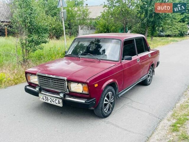 Червоний ВАЗ 2107, об'ємом двигуна 1.5 л та пробігом 150 тис. км за 850 $, фото 1 на Automoto.ua