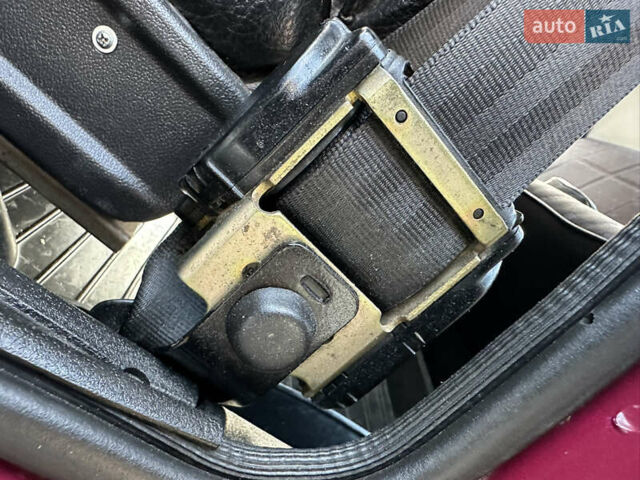 ВАЗ 2107 2004 в Виннице на Automoto.ua Красный ВАЗ 2107, объемом двигателя 1.5 л и пробегом 77 тыс. км за 2450 $, фото 49 на Automoto.ua