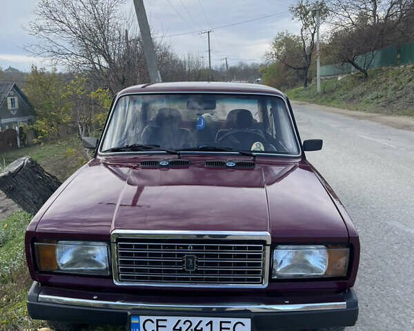 ВАЗ 2107 2004 у Хотине на Automoto.ua Червоний ВАЗ 2107, об'ємом двигуна 1.5 л та пробігом 30 тис. км за 1300 $, фото 8 на Automoto.ua