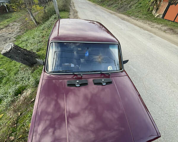 ВАЗ 2107 2004 у Хотине на Automoto.ua Червоний ВАЗ 2107, об'ємом двигуна 1.5 л та пробігом 30 тис. км за 1300 $, фото 7 на Automoto.ua