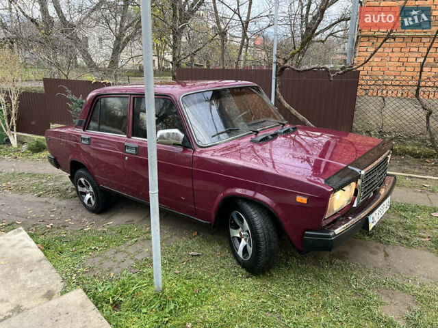 Красный ВАЗ 2107, объемом двигателя 1.5 л и пробегом 90 тыс. км за 1100 $, фото 4 на Automoto.ua