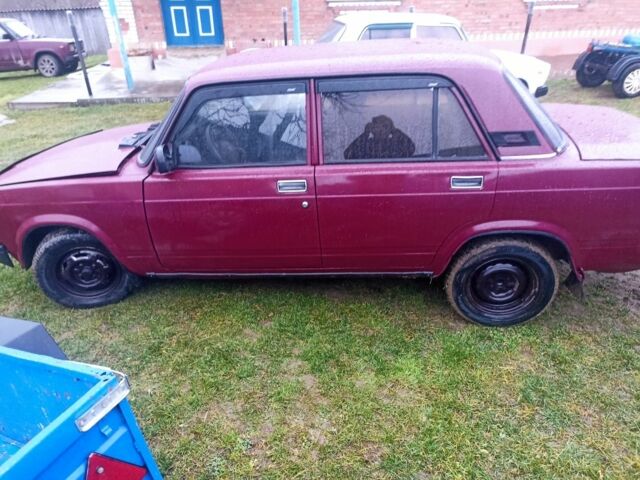 Червоний ВАЗ 2107, об'ємом двигуна 1.5 л та пробігом 1000 тис. км за 850 $, фото 2 на Automoto.ua