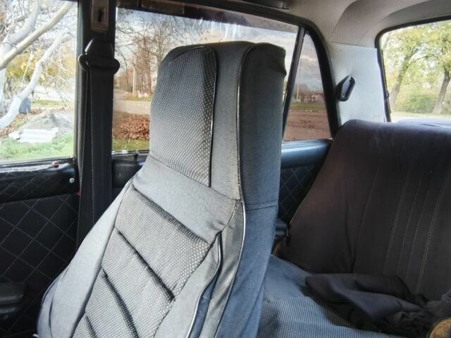 ВАЗ 2107 2004 у Благовіщенське (Ульяновка) на Automoto.ua Червоний ВАЗ 2107, об'ємом двигуна 1.6 л та пробігом 10 тис. км за 1000 $, фото 6 на Automoto.ua