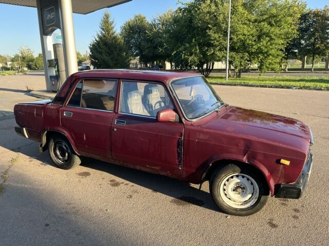 Красный ВАЗ 2107, объемом двигателя 1.5 л и пробегом 40 тыс. км за 437 $, фото 7 на Automoto.ua