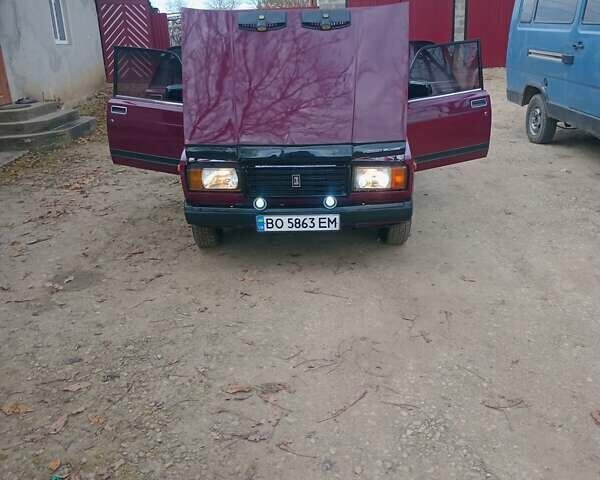 Красный ВАЗ 2107, объемом двигателя 1.45 л и пробегом 50 тыс. км за 1200 $, фото 6 на Automoto.ua