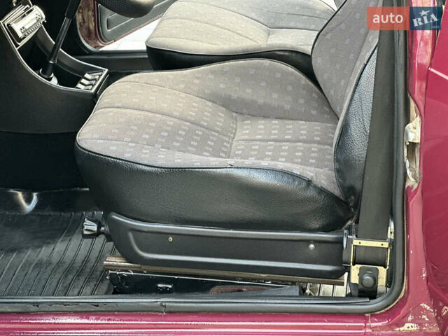 ВАЗ 2107 2004 в Виннице на Automoto.ua Красный ВАЗ 2107, объемом двигателя 1.5 л и пробегом 77 тыс. км за 2450 $, фото 46 на Automoto.ua