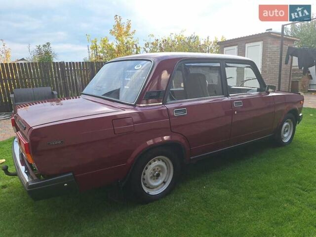 Червоний ВАЗ 2107, об'ємом двигуна 1.5 л та пробігом 28 тис. км за 2999 $, фото 4 на Automoto.ua