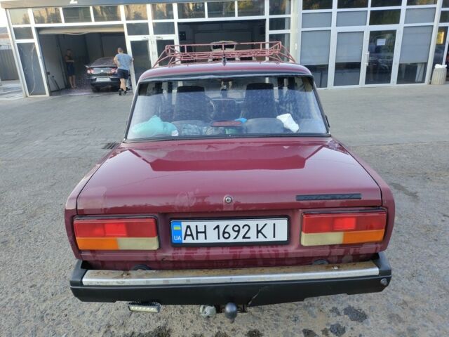 Красный ВАЗ 2107, объемом двигателя 1.5 л и пробегом 64 тыс. км за 855 $, фото 2 на Automoto.ua