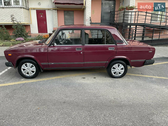 Красный ВАЗ 2107, объемом двигателя 1.45 л и пробегом 94 тыс. км за 1550 $, фото 4 на Automoto.ua