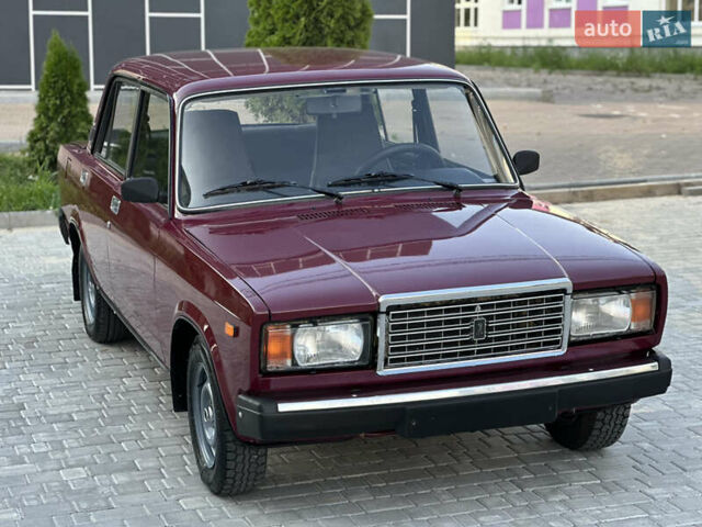 Красный ВАЗ 2107, объемом двигателя 1.5 л и пробегом 77 тыс. км за 2600 $, фото 11 на Automoto.ua