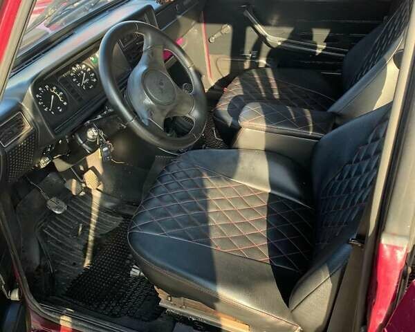 Красный ВАЗ 2107, объемом двигателя 1.5 л и пробегом 90 тыс. км за 2000 $, фото 7 на Automoto.ua