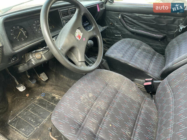 Красный ВАЗ 2107, объемом двигателя 1.5 л и пробегом 264 тыс. км за 300 $, фото 7 на Automoto.ua