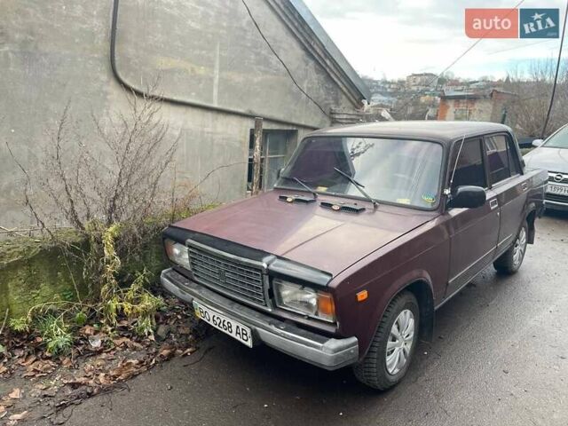 Красный ВАЗ 2107, объемом двигателя 1.5 л и пробегом 71 тыс. км за 1200 $, фото 6 на Automoto.ua