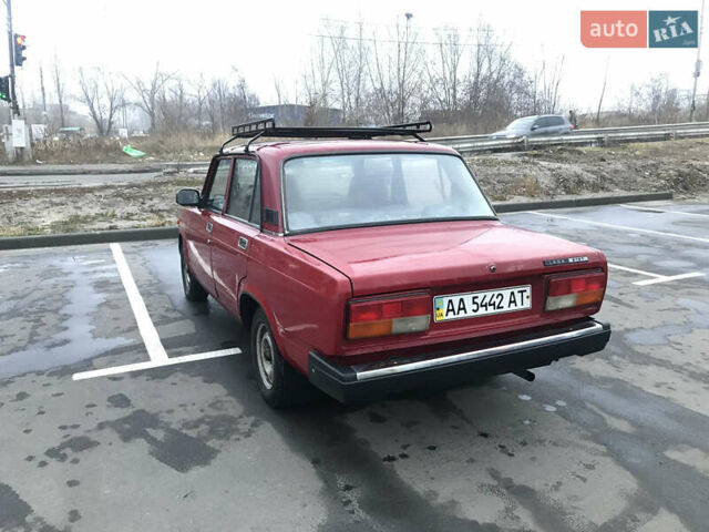 ВАЗ 2107 2005 в Киеве на Automoto.ua Красный ВАЗ 2107, объемом двигателя 1.5 л и пробегом 113 тыс. км за 1950 $, фото 3 на Automoto.ua
