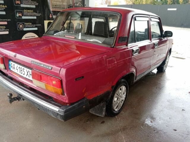 Красный ВАЗ 2107, объемом двигателя 0 л и пробегом 160 тыс. км за 550 $, фото 2 на Automoto.ua