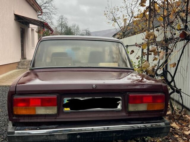 Красный ВАЗ 2107, объемом двигателя 1.6 л и пробегом 3 тыс. км за 1300 $, фото 3 на Automoto.ua