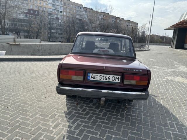 Красный ВАЗ 2107, объемом двигателя 1.5 л и пробегом 165 тыс. км за 1650 $, фото 6 на Automoto.ua