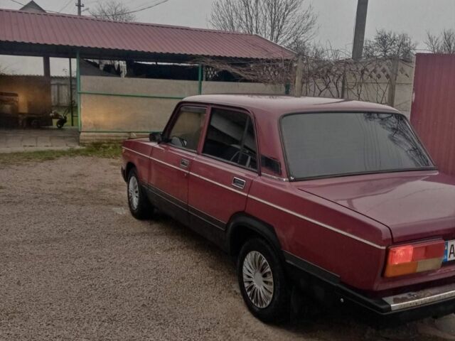 Красный ВАЗ 2107, объемом двигателя 1.5 л и пробегом 180 тыс. км за 850 $, фото 2 на Automoto.ua