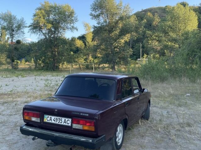 Красный ВАЗ 2107, объемом двигателя 0 л и пробегом 136 тыс. км за 1700 $, фото 1 на Automoto.ua
