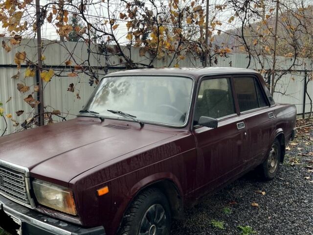 Красный ВАЗ 2107, объемом двигателя 1.6 л и пробегом 3 тыс. км за 1300 $, фото 1 на Automoto.ua