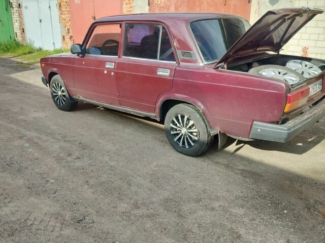 Червоний ВАЗ 2107, об'ємом двигуна 1.5 л та пробігом 222 тис. км за 1200 $, фото 3 на Automoto.ua
