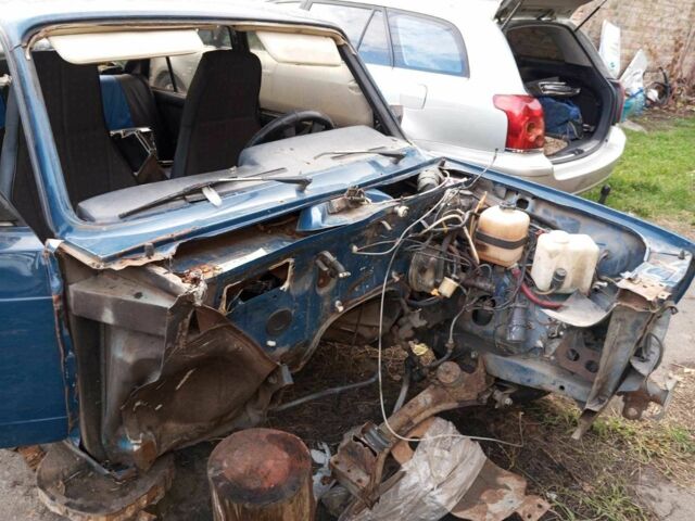 Червоний ВАЗ 2107, об'ємом двигуна 0 л та пробігом 97 тис. км за 700 $, фото 1 на Automoto.ua