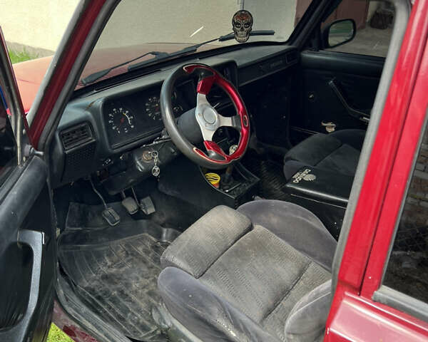 Красный ВАЗ 2107, объемом двигателя 1.45 л и пробегом 250 тыс. км за 650 $, фото 5 на Automoto.ua