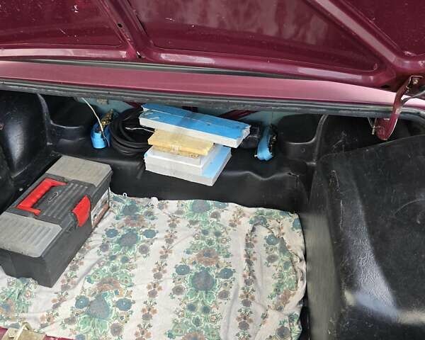 Красный ВАЗ 2107, объемом двигателя 1.5 л и пробегом 734 тыс. км за 1100 $, фото 11 на Automoto.ua