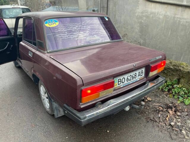 Красный ВАЗ 2107, объемом двигателя 1.5 л и пробегом 71 тыс. км за 1200 $, фото 1 на Automoto.ua