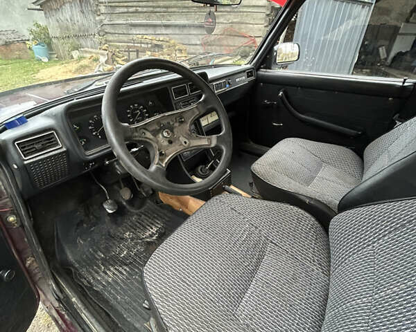 ВАЗ 2107 2005 у Камінь-Каширський на Automoto.ua Червоний ВАЗ 2107, об'ємом двигуна 1.5 л та пробігом 85 тис. км за 700 $, фото 6 на Automoto.ua