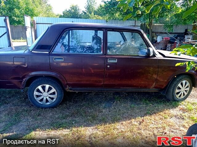 Красный ВАЗ 2107, объемом двигателя 1.5 л и пробегом 55 тыс. км за 900 $, фото 1 на Automoto.ua