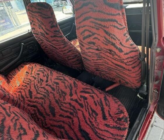 Червоний ВАЗ 2107, об'ємом двигуна 0 л та пробігом 200 тис. км за 900 $, фото 5 на Automoto.ua