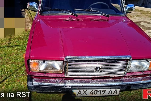 Красный ВАЗ 2107, объемом двигателя 15 л и пробегом 250 тыс. км за 650 $, фото 6 на Automoto.ua