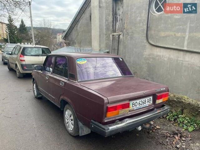 Красный ВАЗ 2107, объемом двигателя 1.5 л и пробегом 71 тыс. км за 1200 $, фото 5 на Automoto.ua