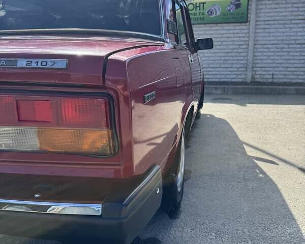 Красный ВАЗ 2107, объемом двигателя 1.5 л и пробегом 113 тыс. км за 1600 $, фото 6 на Automoto.ua