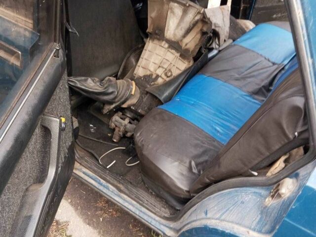 Червоний ВАЗ 2107, об'ємом двигуна 0 л та пробігом 97 тис. км за 700 $, фото 5 на Automoto.ua