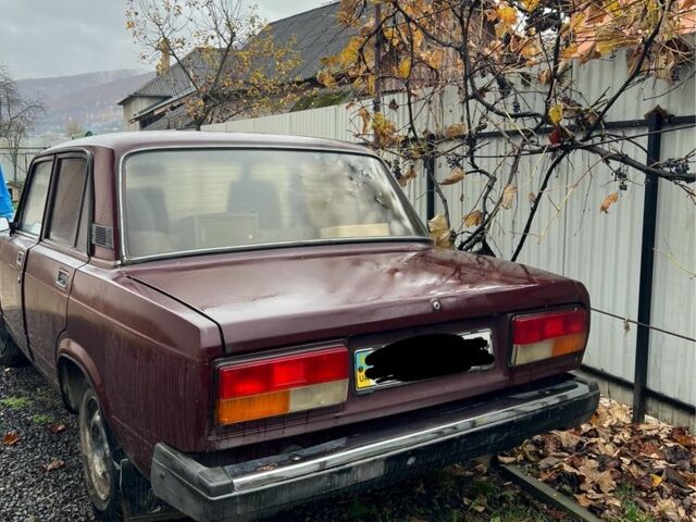 Красный ВАЗ 2107, объемом двигателя 1.6 л и пробегом 3 тыс. км за 1300 $, фото 2 на Automoto.ua