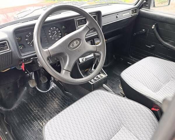 Красный ВАЗ 2107, объемом двигателя 1.5 л и пробегом 77 тыс. км за 2350 $, фото 13 на Automoto.ua