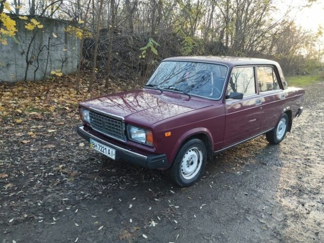 Червоний ВАЗ 2107, об'ємом двигуна 0 л та пробігом 27 тис. км за 2000 $, фото 5 на Automoto.ua