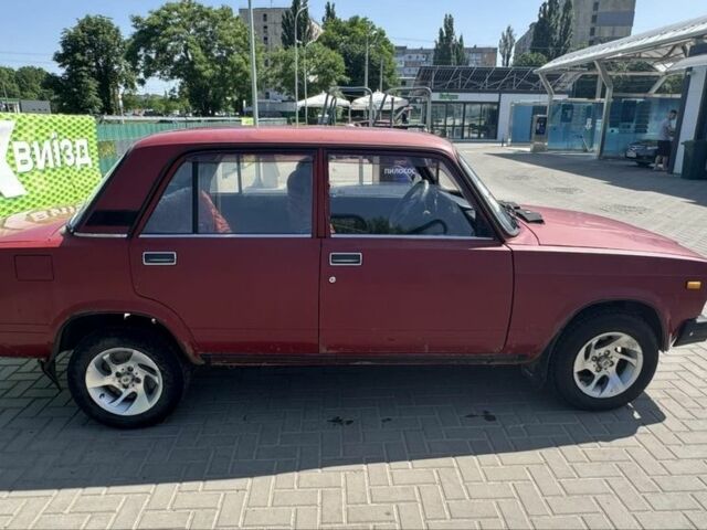 Червоний ВАЗ 2107, об'ємом двигуна 0 л та пробігом 200 тис. км за 900 $, фото 4 на Automoto.ua