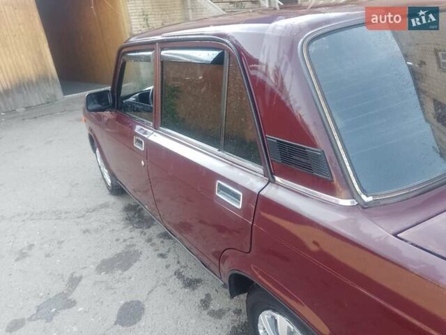 Красный ВАЗ 2107, объемом двигателя 1.45 л и пробегом 42 тыс. км за 1555 $, фото 2 на Automoto.ua