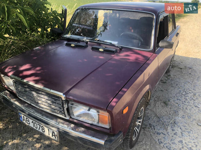 Красный ВАЗ 2107, объемом двигателя 1.45 л и пробегом 79 тыс. км за 959 $, фото 2 на Automoto.ua