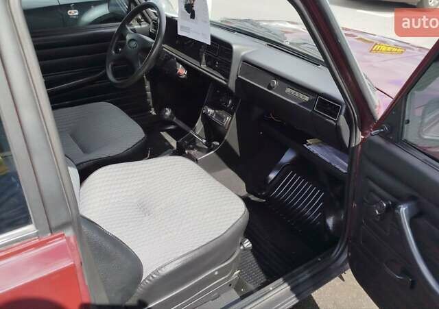 Красный ВАЗ 2107, объемом двигателя 1.5 л и пробегом 115 тыс. км за 1850 $, фото 12 на Automoto.ua