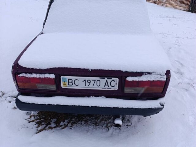 ВАЗ 2107 2005 в Самборе на Automoto.ua Красный ВАЗ 2107, объемом двигателя 0 л и пробегом 567 тыс. км за 357 $, фото 3 на Automoto.ua