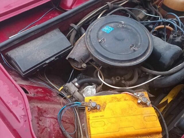 Красный ВАЗ 2107, объемом двигателя 1.5 л и пробегом 46 тыс. км за 1200 $, фото 3 на Automoto.ua